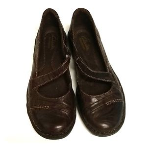 Clarks Bendables women slip on brown shoes Sz 7m